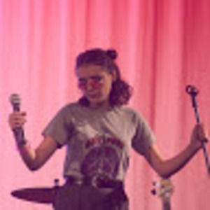 Meet your Posher, Elena